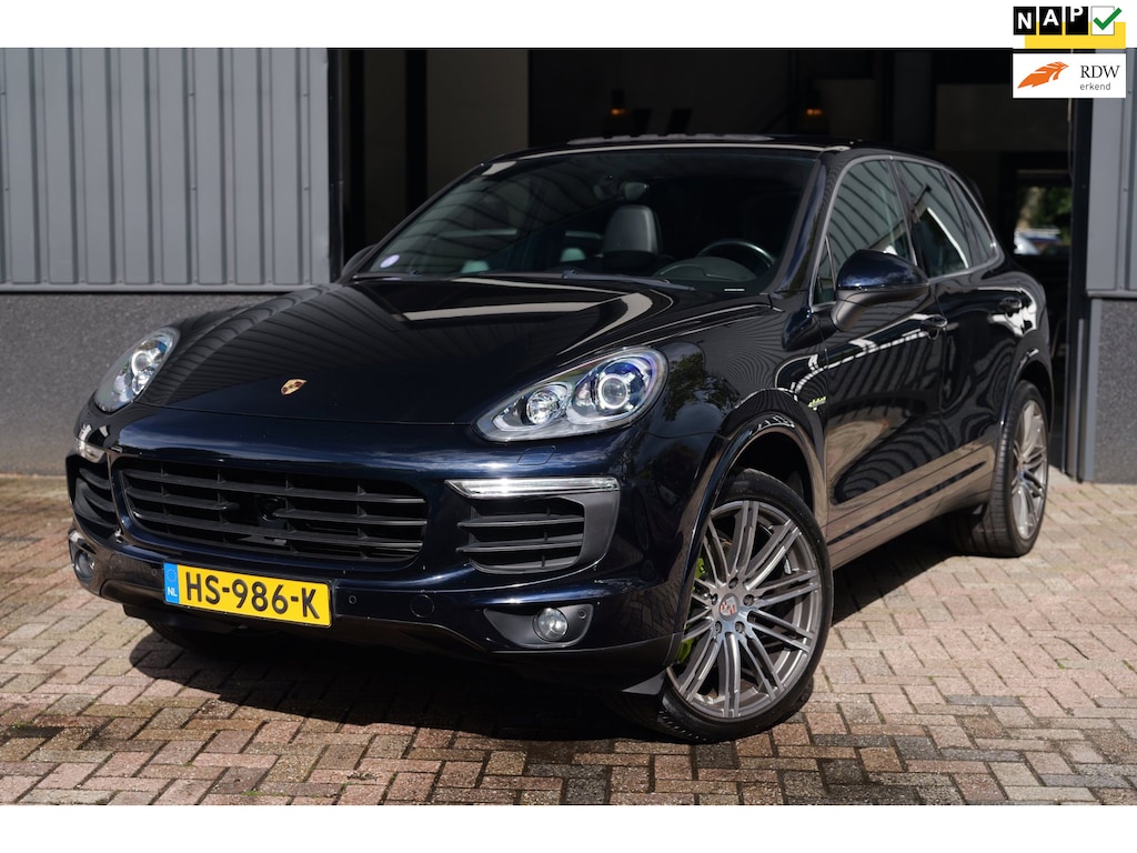 Porsche Cayenne 3.0 S E-Hybrid Pano|21inch|Memory|Luchtvering