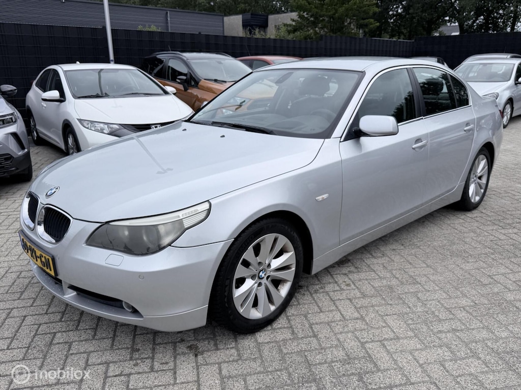 BMW 5-Serie 523i High Executive