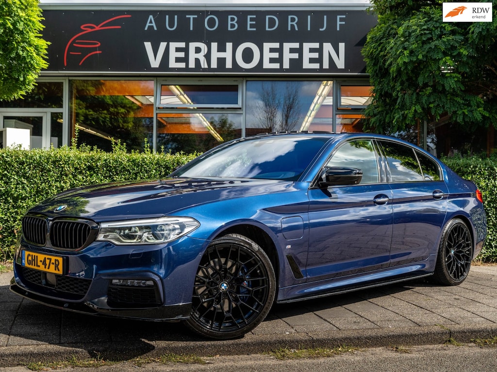 BMW 5-Serie 530e iPerformance | M-SPORT | PANORAMA | HuD | 360 CAMERA | LASER | STOEL KOELING / VERWARMING + STUUR | FULL OPTION