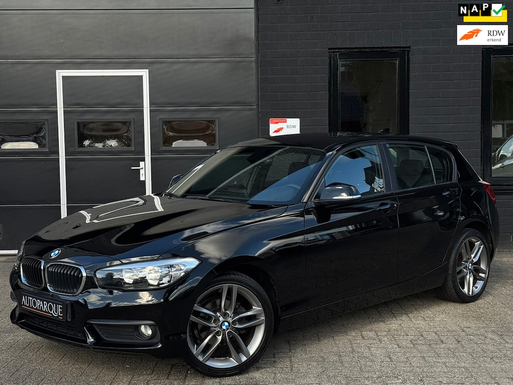 BMW 1-Serie 118i M-pakket - Origineel NL - Automaat
