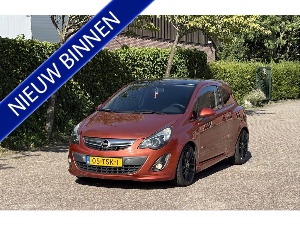 Opel Corsa 1.4-16V OPC Line Color Edition NAP