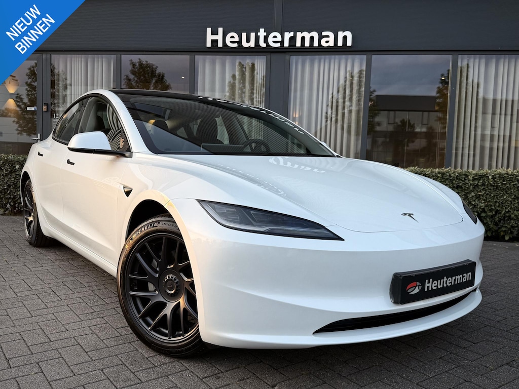 Tesla Model 3 RWD Highland/Panodak/Stoelventilatie/Sfeer