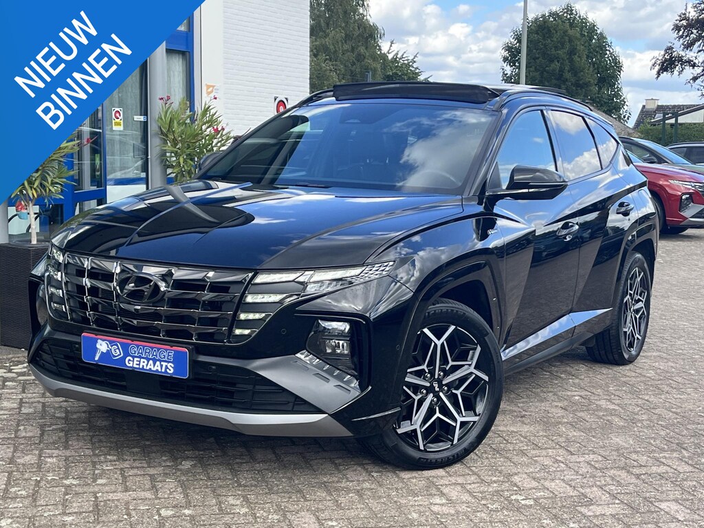 Hyundai Tucson 1.6 T-GDI PHEV N Line Sky 4WD | Schuifdak, Stoelventilatie, Elektr. Stoelen, 360 Camera, Half alcantara/leder, 19 inch, Full option!