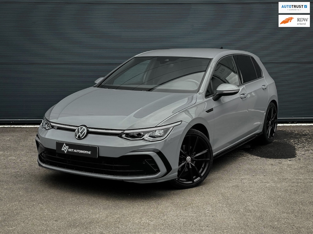 Volkswagen Golf 1.5 eTSI R-Line Business, IQ Lights, ACC Travel assist, Carplay, 19'' Velgen