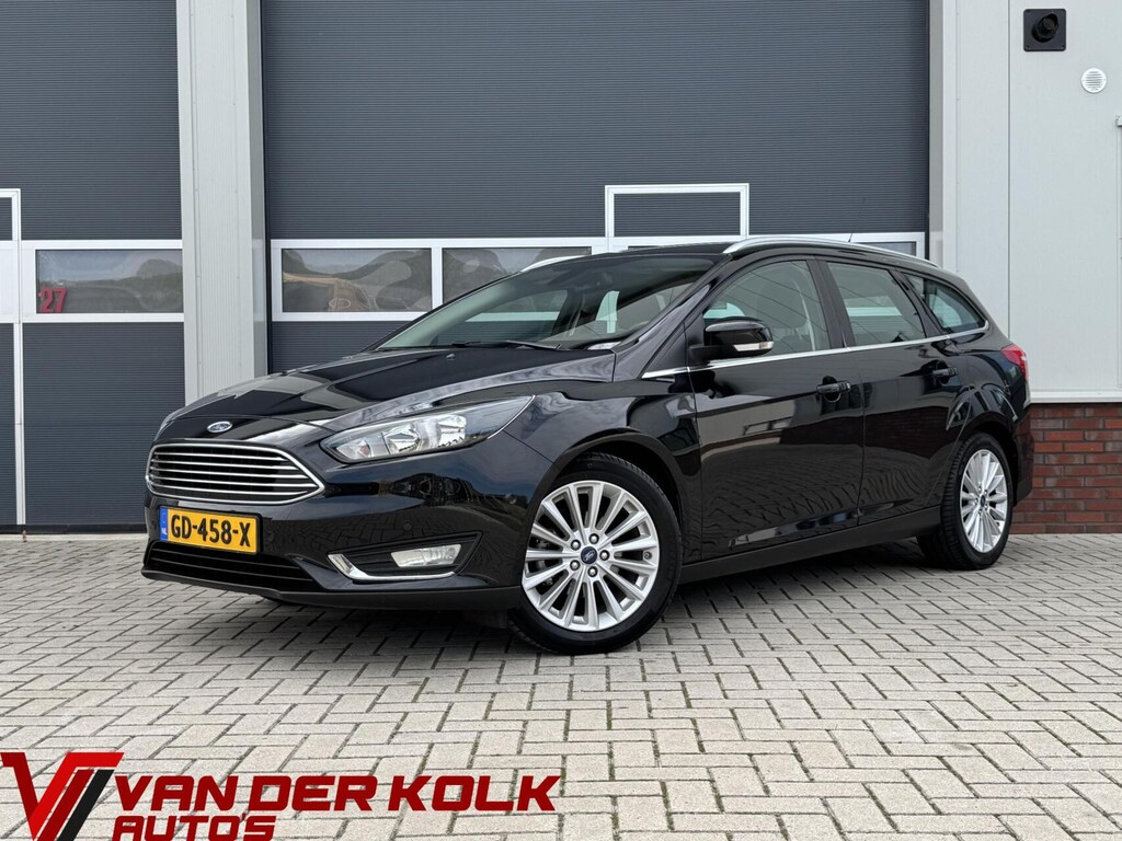 Ford Focus Wagon 1.0 Titanium Edition | Navigatie | Cruise | Climate | Sensoren | Trekhaak