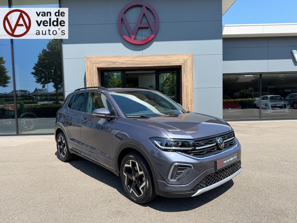 Volkswagen T-Cross 1.5 TSI 150pk DSG R-Line | Camera | Trekhaak | Navi | IQ light | Rijklaar incl. garantie