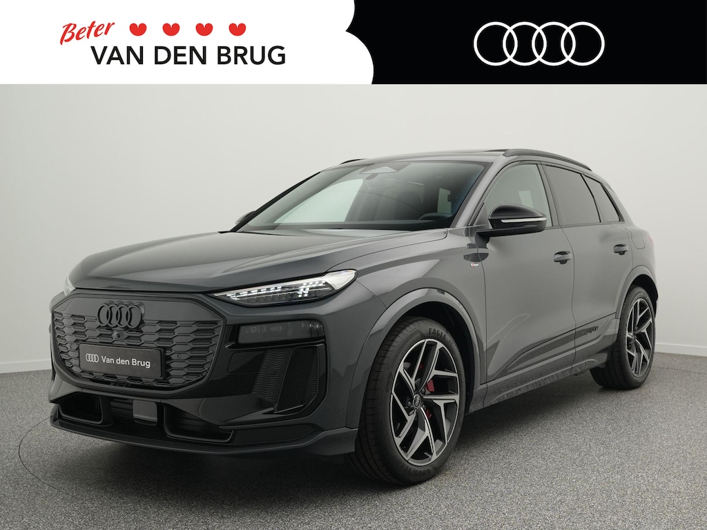 Audi Q6 e-tron S edition 83 kWh 252pk | Panoramadak | Lederen S-line interieur | Wegklapbare trekhaak | MMI-Bijrijdersdisplay | Head-up display | Luchtvering |