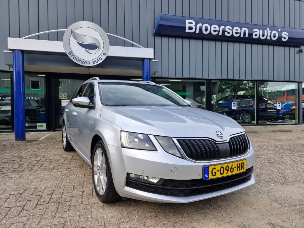 Skoda Octavia Combi 1.0 TSI Ambition Business | Automaat | Navigatie | Trekhaak |