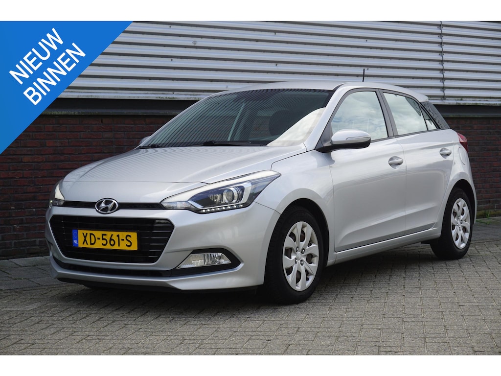 Hyundai i20 1.0 T-GDI 100PK/Dealeronderhouden/Camera/Navi/ 2e Eigenaar.