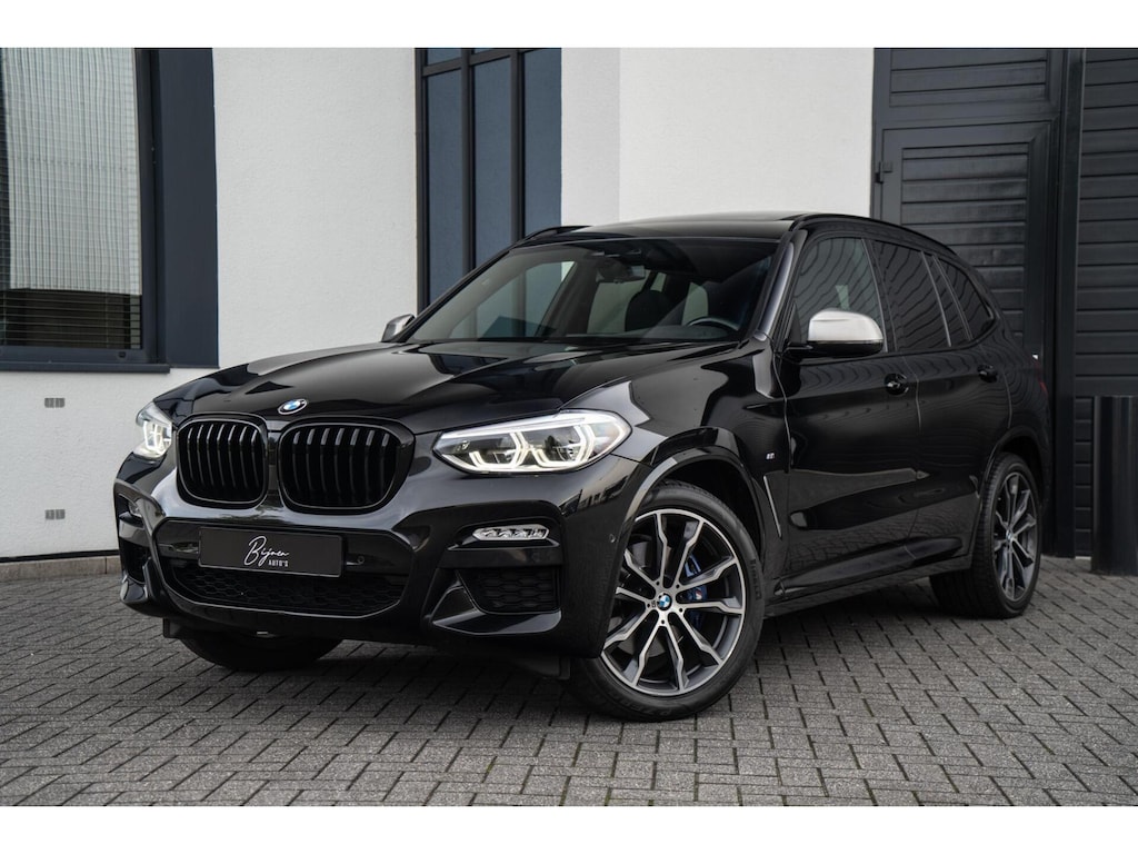 BMW X3 xDrive 30i 252PK M-SPORT PANO / CAMERA / MEMORY