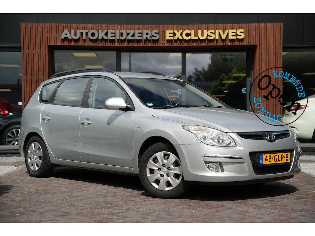 Hyundai i30 CW 1.6i Dynamic Airco APK