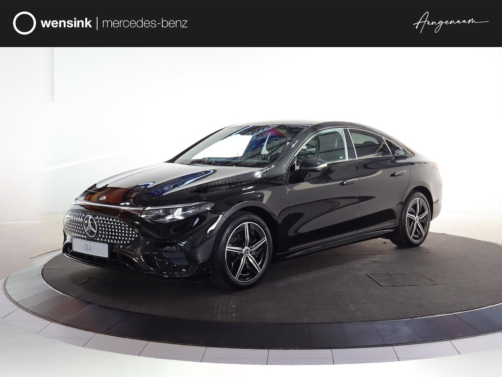 Mercedes-Benz CLA 250+ Launch Edition 85.5 kWh | Night | Panoramadak | Stoelverwarming | DISTRONIC | Achteruitrijcamera | Dodehoekassiste
