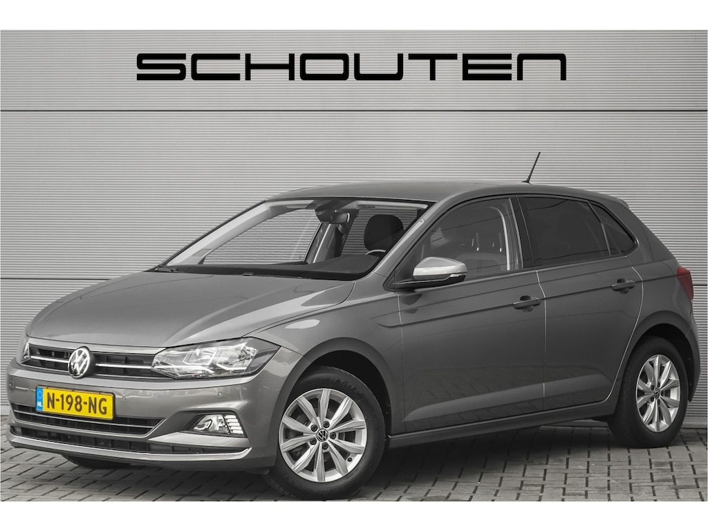 Volkswagen Polo 1.0 TSI Highline 5DRS CarPlay PDC