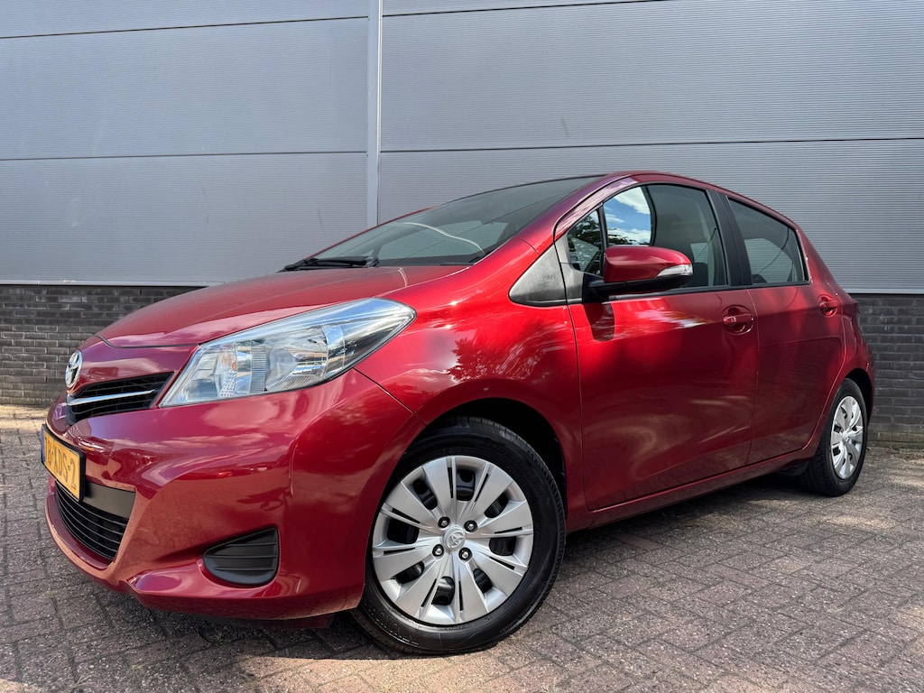 Toyota Yaris 1.3 VVT-i Aspiration Trekhaak Airco