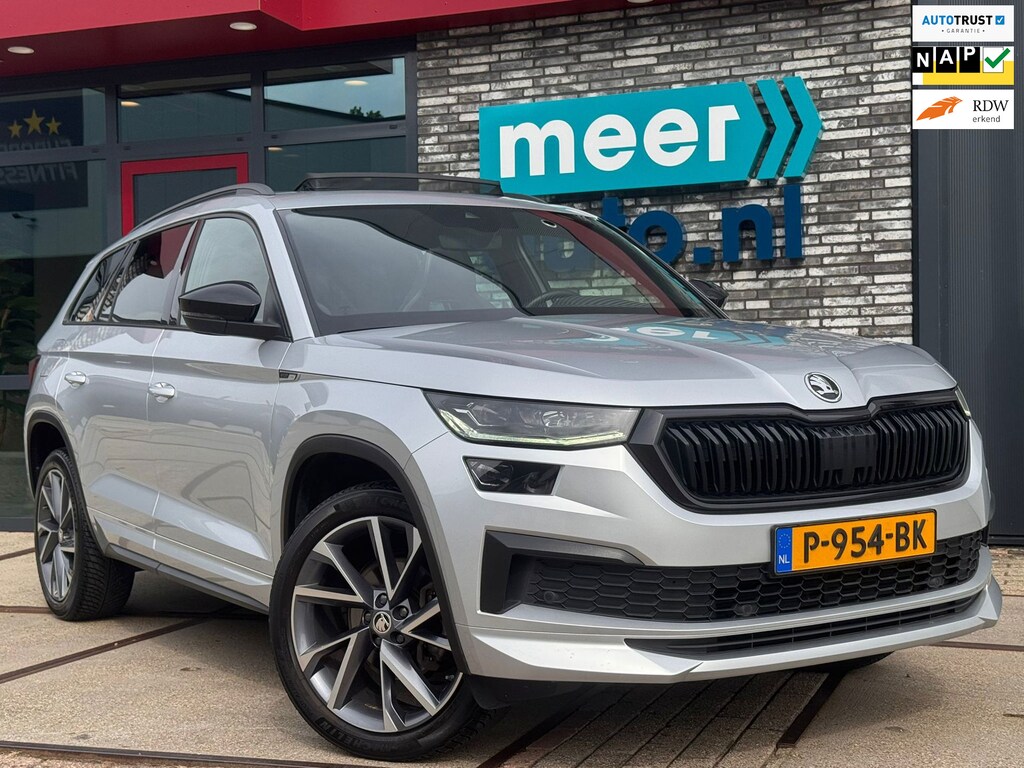 Skoda Kodiaq 1.5 TSI Sportline DSG 7-pers PANO l CAMERA l TREKHAAK l KEYLESS l SFEER l ACC l 20 INCH l ORG.NL l DEALER OH