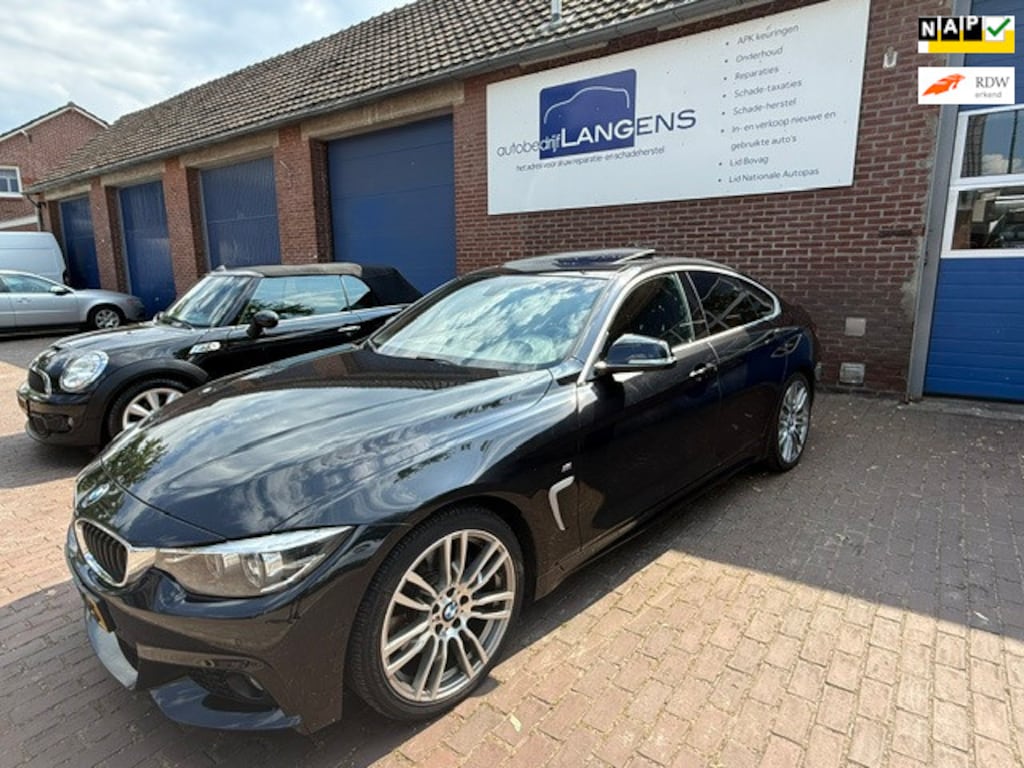 BMW 4-Serie Gran Coupe 420i High Executive M- Pakket , Leder, Navi, Stuur en stoelverw. Electr. Achterklep, Zonnedak enz.