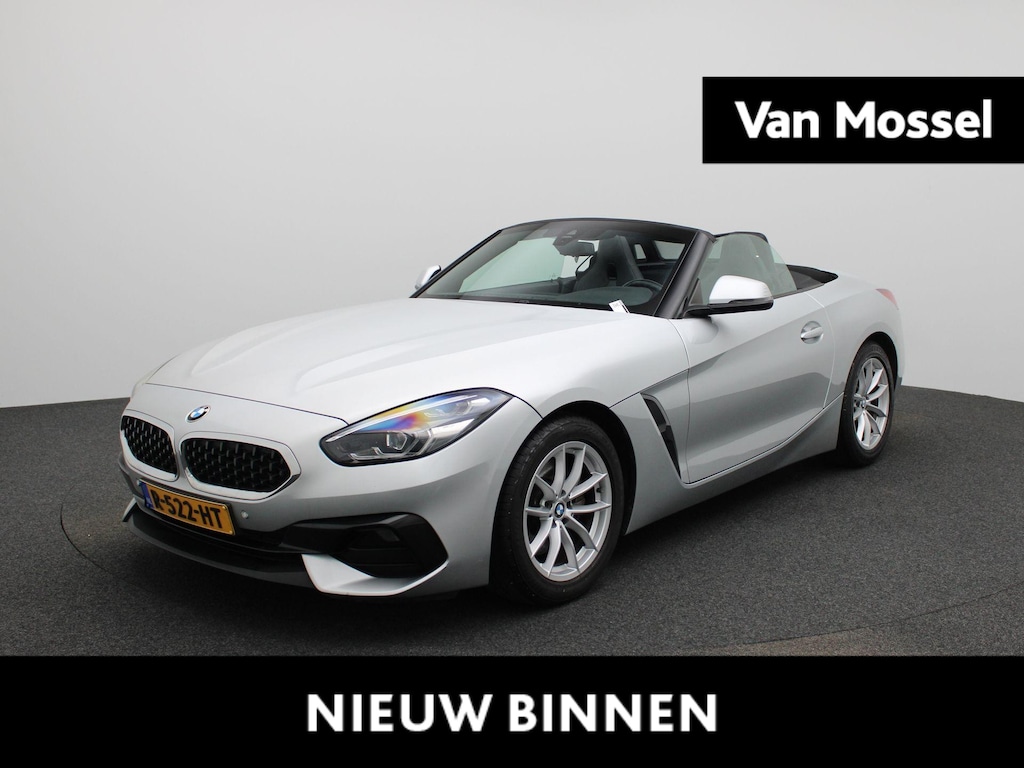 BMW Z4 Roadster sDrive20i High Executive | STOELVERWARMING | CLIMATE CONTROL | DIGITAAL DASHBOARD | NAVIGATIE | LEDER | LED |
