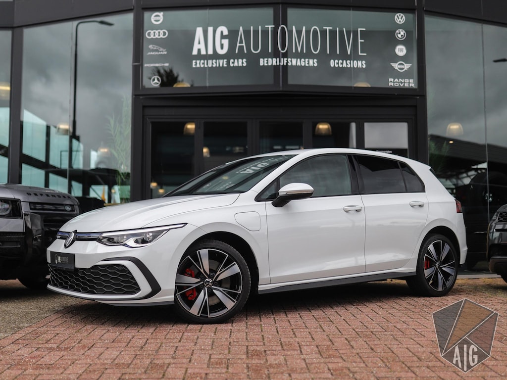 Volkswagen Golf 1.4 eHybrid GTE | Stoel/Stuurverw. | Carplay | IQ Light | PDC | 3-Zone Airco
