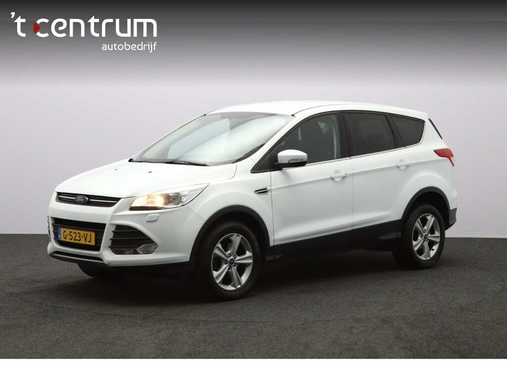 Ford Kuga 1.5 Trend 150 PK, Trekhaak, Cruise Control, Stoelverwarming