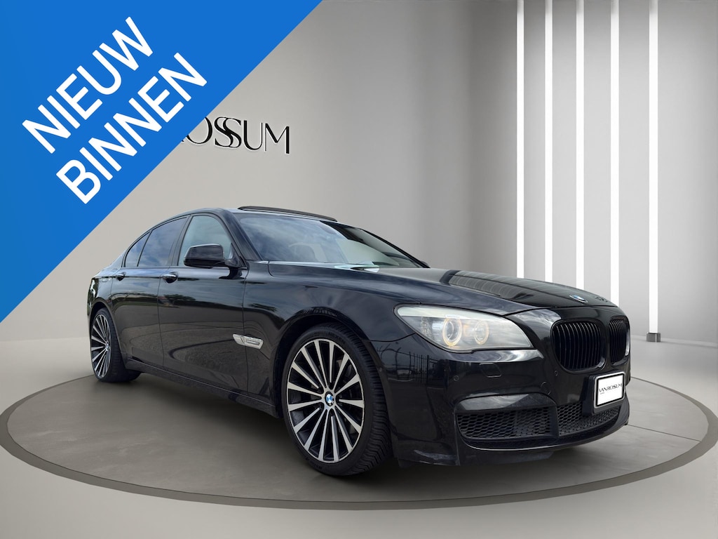 BMW 7-Serie 740i High Executive M-Sport Meeneemprijs | Leder | Schuif/kanteldak | 360 Camera | 20"| Geheugen |