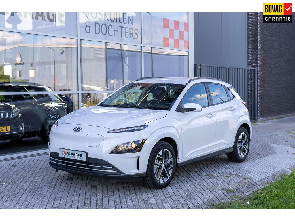 Hyundai Kona Electric EV 39 kWh Intuitive Camera
