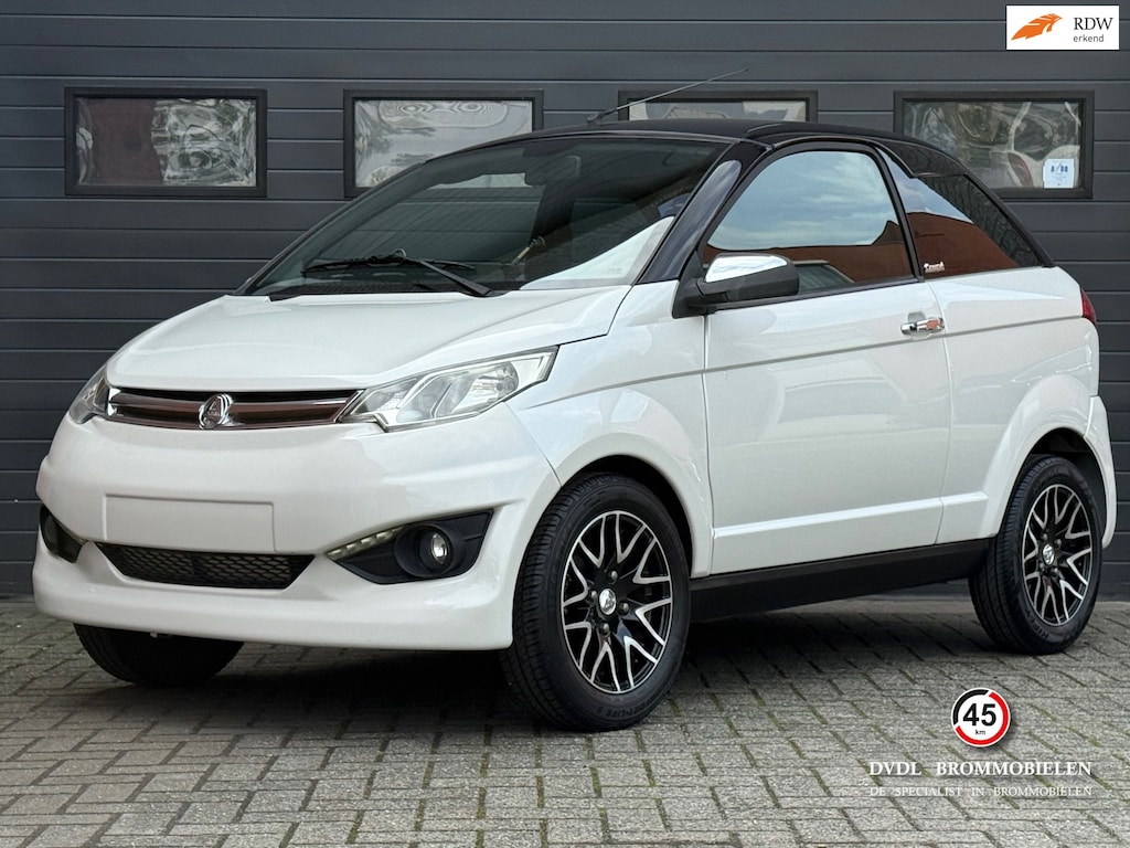 AIXAM Brommobiel Coupé Premium 45km 2017 30dkm NIEUWSTAAT!