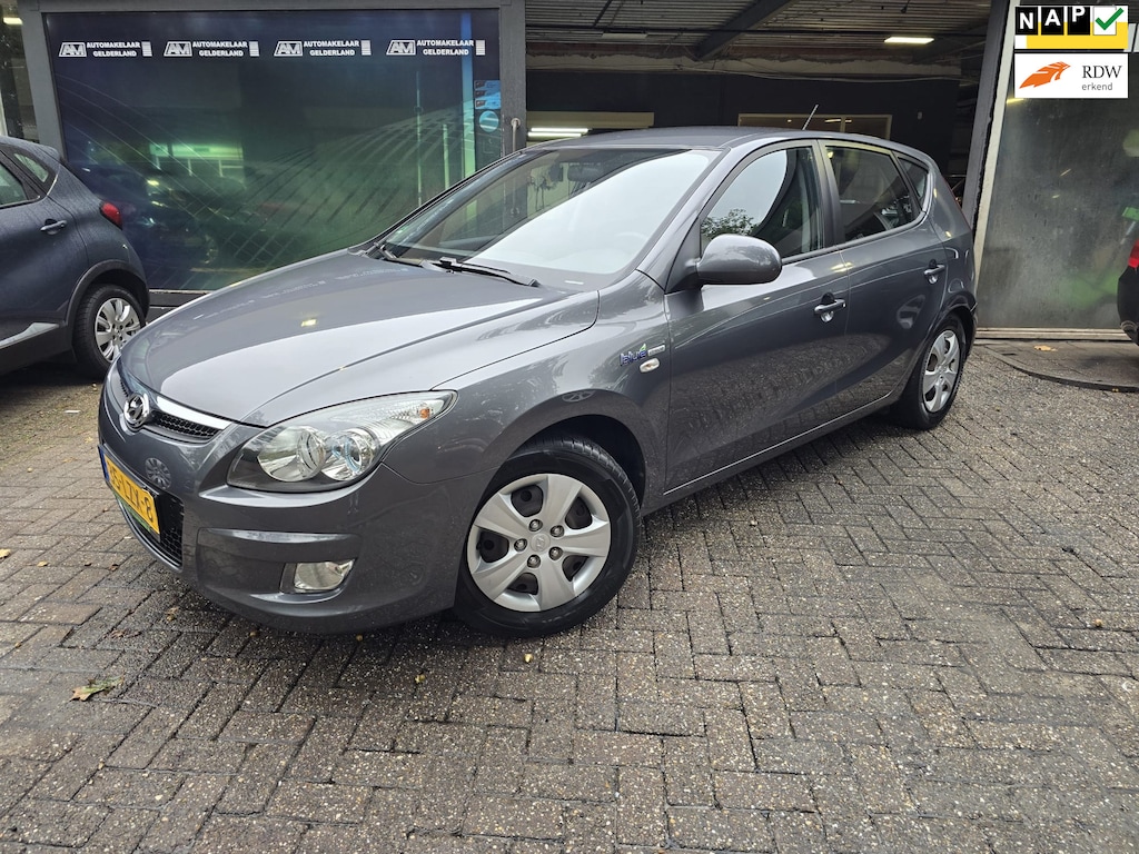 Hyundai i30 1.6i Blue Dynamic | 2E EIGENAAR | 3/6 OF 12MND GARANTIE | AIRCO | TREKHAAK | ELEC RAMEN |