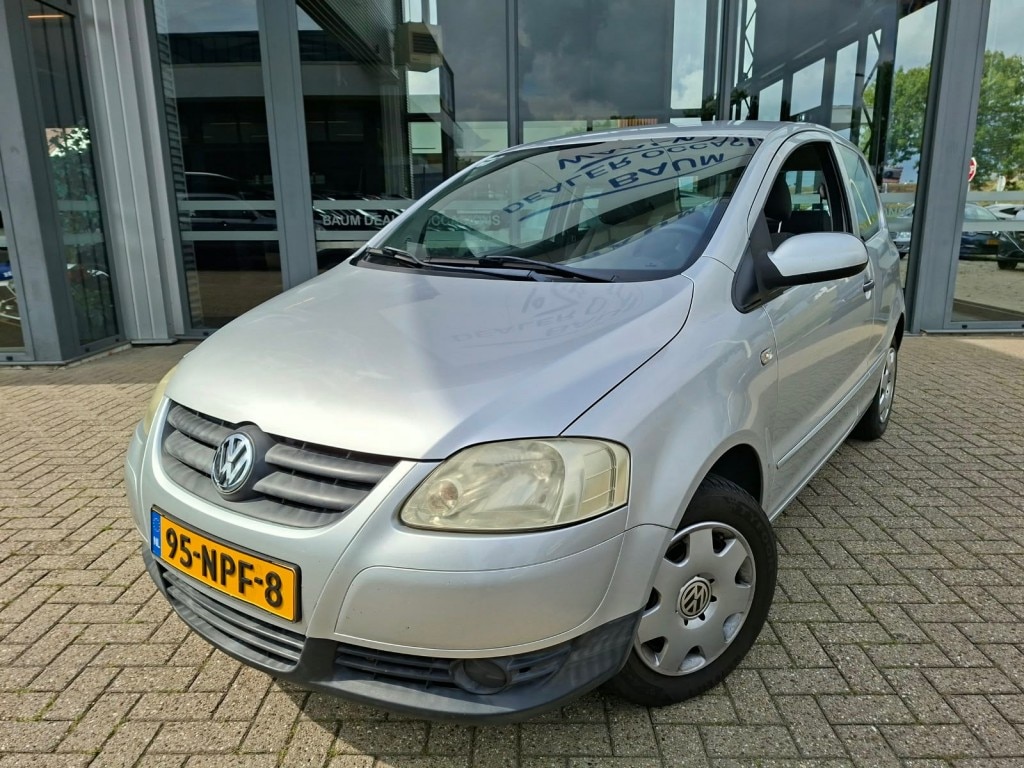 Volkswagen Fox 1.4 TRENDLINE AIRCO ELEKTRISCHE RAMEN STUURBEKR CV