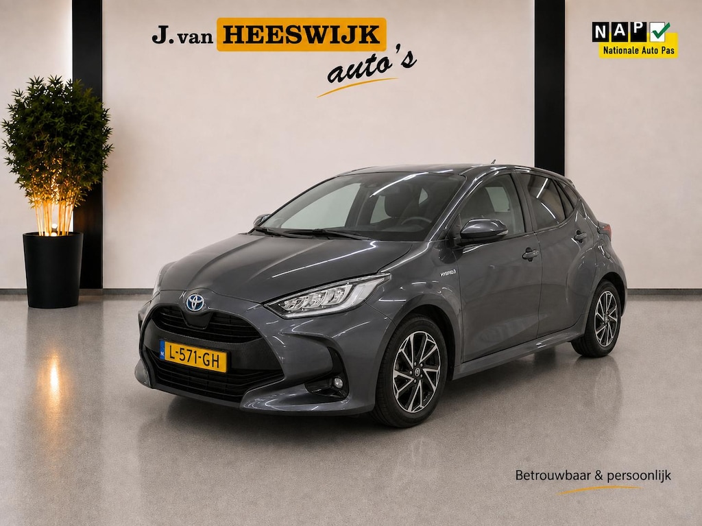 Toyota Yaris 1.5 Hybrid Style Navigatiesysteem | Stoelverwarming | Licht matealen velgen | Als nieuw !!!