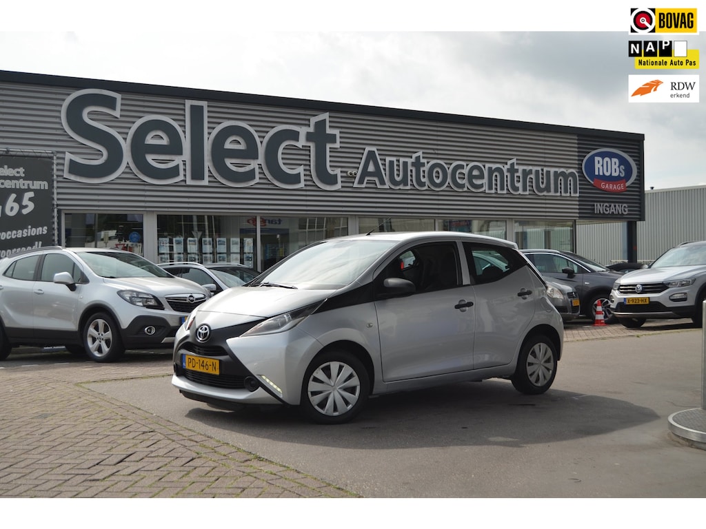 Toyota Aygo 1.0 VVT-i X-fun |AIRCO|5 DRS| BLUETOOTH| NAVIGATIE|NL AUTO