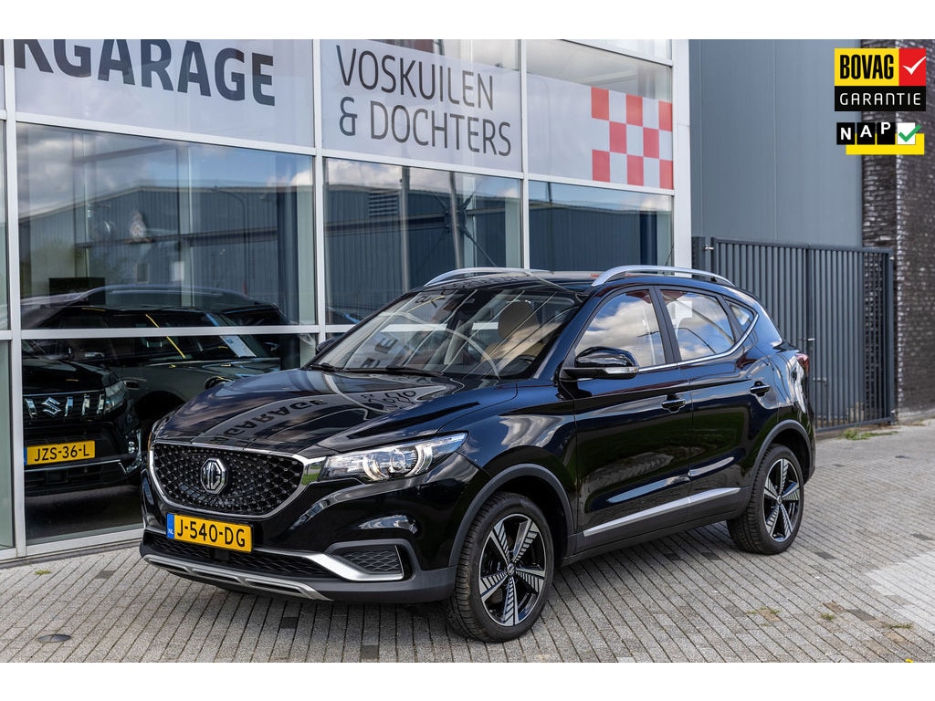 MG MG ZS EV Luxury 45 kWh Beige lederen interieur