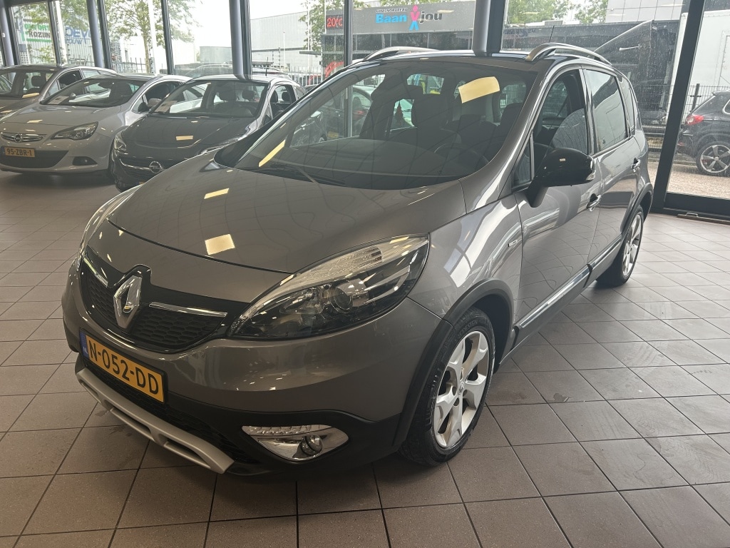 Renault Scenic 1.2 TCe Bose 106 DKM PANA BJ 2014 !!!