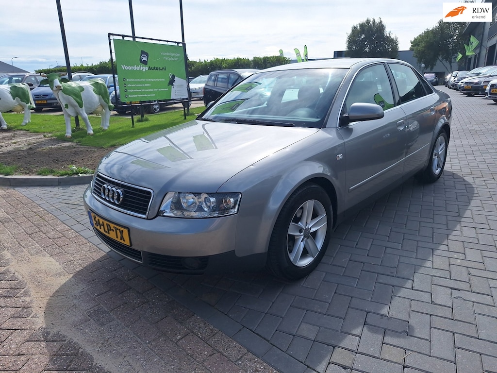 Audi A4 Limousine 2.0 Exclusive / 174.282 km NAP / APK aug 2027
