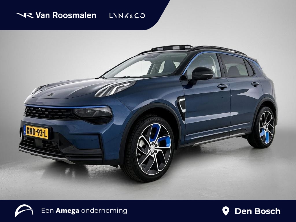 Lynk & Co 01 1.5 | Panorama dak | Infinity Sound | Elektrische stoelen | 360 camera |