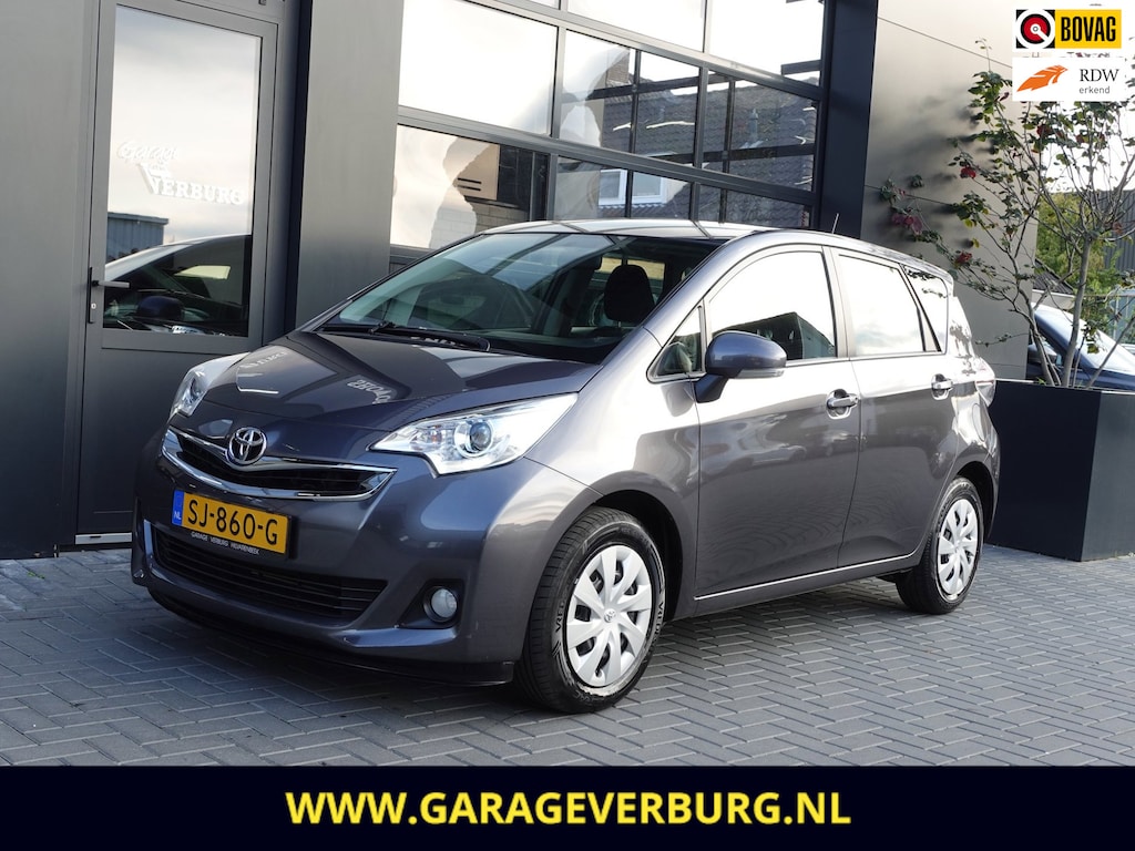 Toyota Verso-S 1.3 VVT-i (Airco,Camera,Trekhaak) -- 46.545 Km --