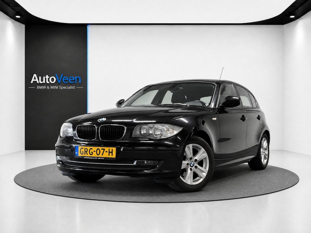 BMW 1-Serie 118i EffDyn. Ed. Business Line Ultimate Edition (CRUISE, STOELVERWARMING)
