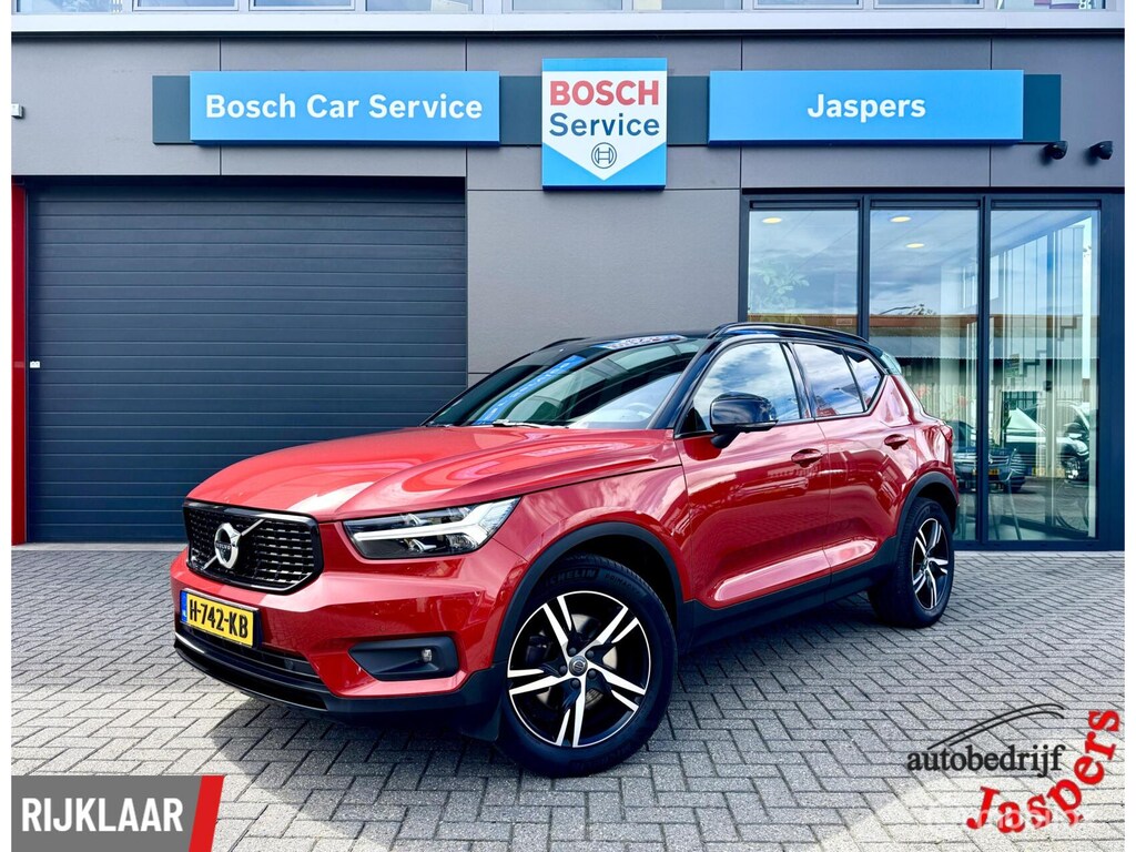 Volvo XC40 2.0 T4 AWD R-Design