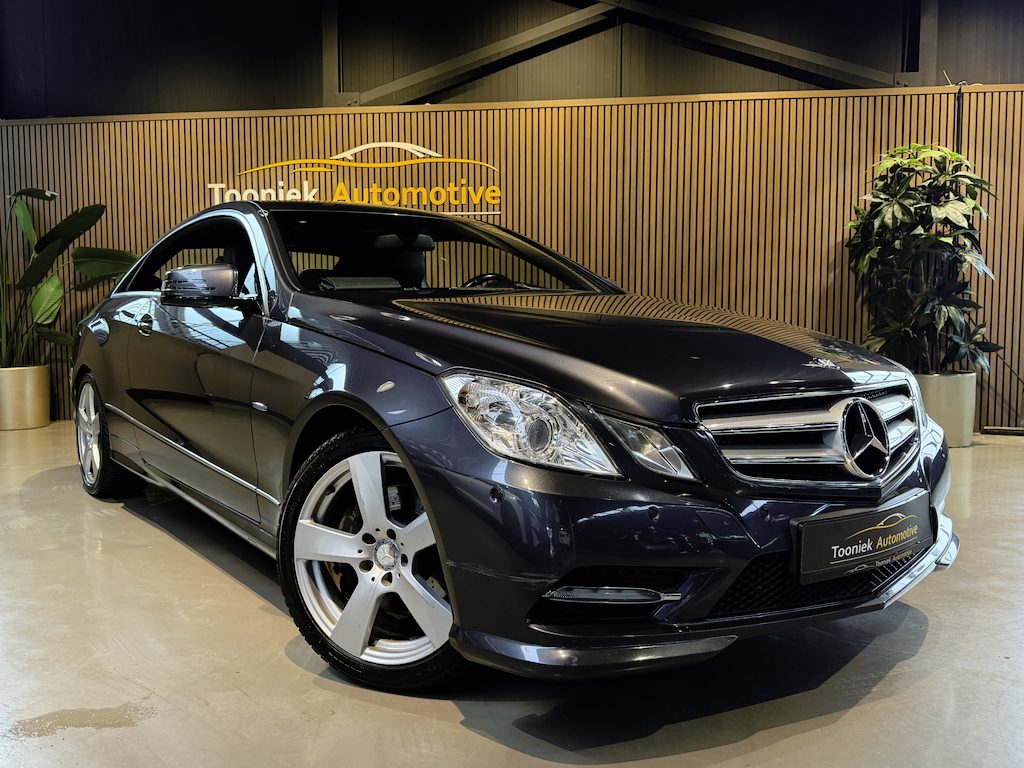 Mercedes-Benz E-klasse Coupé 200 CGI Avantgarde AUTOMAAT | NAVI | PARKEERSENSOREN | LEDER/LEER