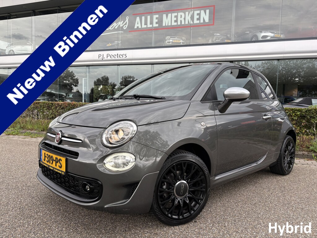 Fiat 500 1.0 Hybrid Rockstar Airco - Apple carplay - Navigatie - Parkeersensoren achter - Bluetooth - Cruise control - Glazen panoramadak - Licht metalen velgen 16 inch - Elektrische ramen - Mistlampen - Radio - Start/stop systeem - Stuur multifunctioneel - Stuur leder - Centrale vergrendeling met afstandsbediening