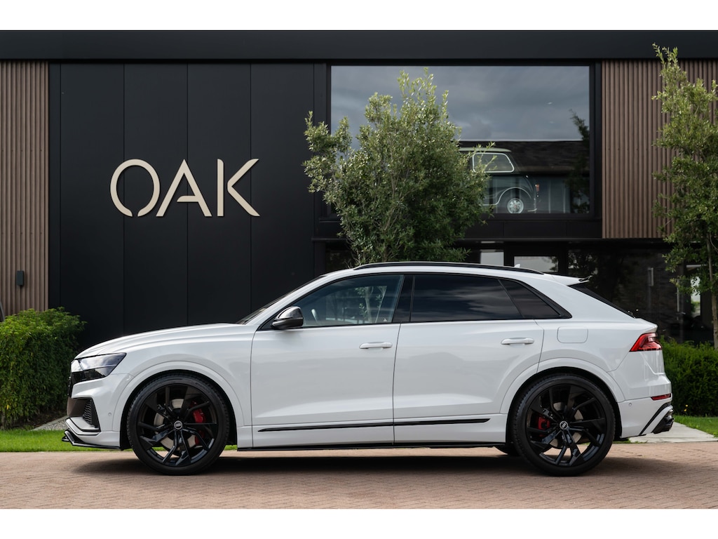Audi Q8 55 TFSI e quattro S-Line | Navi | Leder | B&O | Trekhaak | Luchtvering | Camera | 23"LM | Head-Up | Wit Metallic