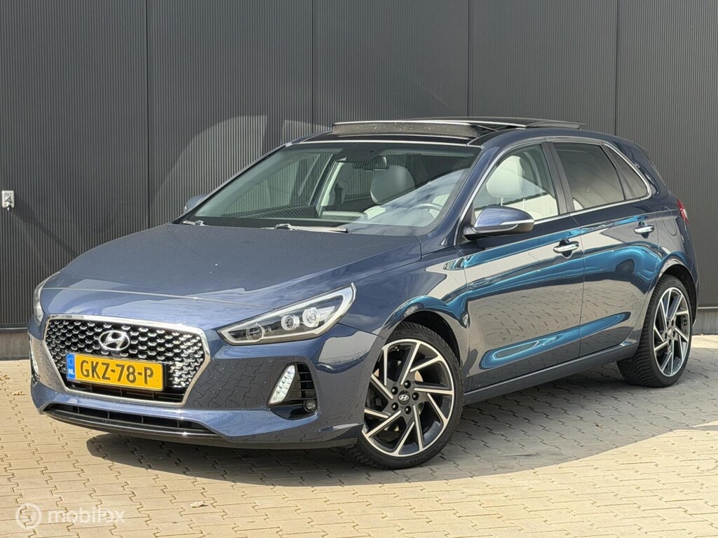 Hyundai i30 1.4 T-GDI Premium | PANO | LEDER | AUTOMAAT |