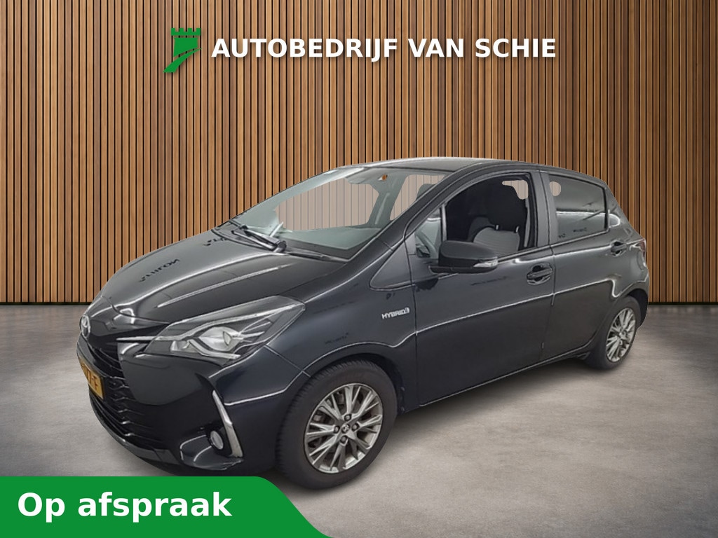 Toyota Yaris 1.5 Hybrid Dynamic 1e-Eig. & Keurig-Onderh. BOVAG-Garantie. NL-Auto.