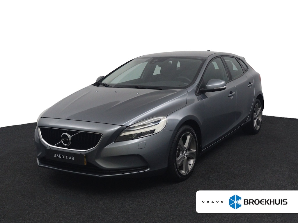 Volvo V40 2.0 T3 Momentum | Stoelverwarming | Trekhaak | LED | Parkeersensoren Achter |