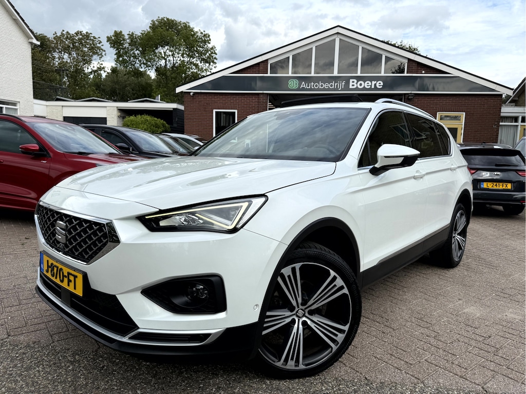 SEAT Tarraco 1.5 TSI Xcellence Winterpack, Panoramadak, Trekhaak, 360 camera