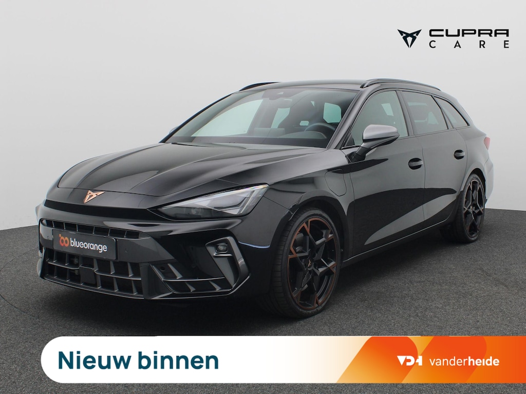 CUPRA Leon Sportstourer 1.5 TSI e-Hybrid VZ Performance 272PK Adaptive Cruise Control, Koplampverlichting Matrix LED, Stoel-stuur verwarming, Keyless, Sportuitrusting, Achteruitrijcamera, 19' LM Velgen