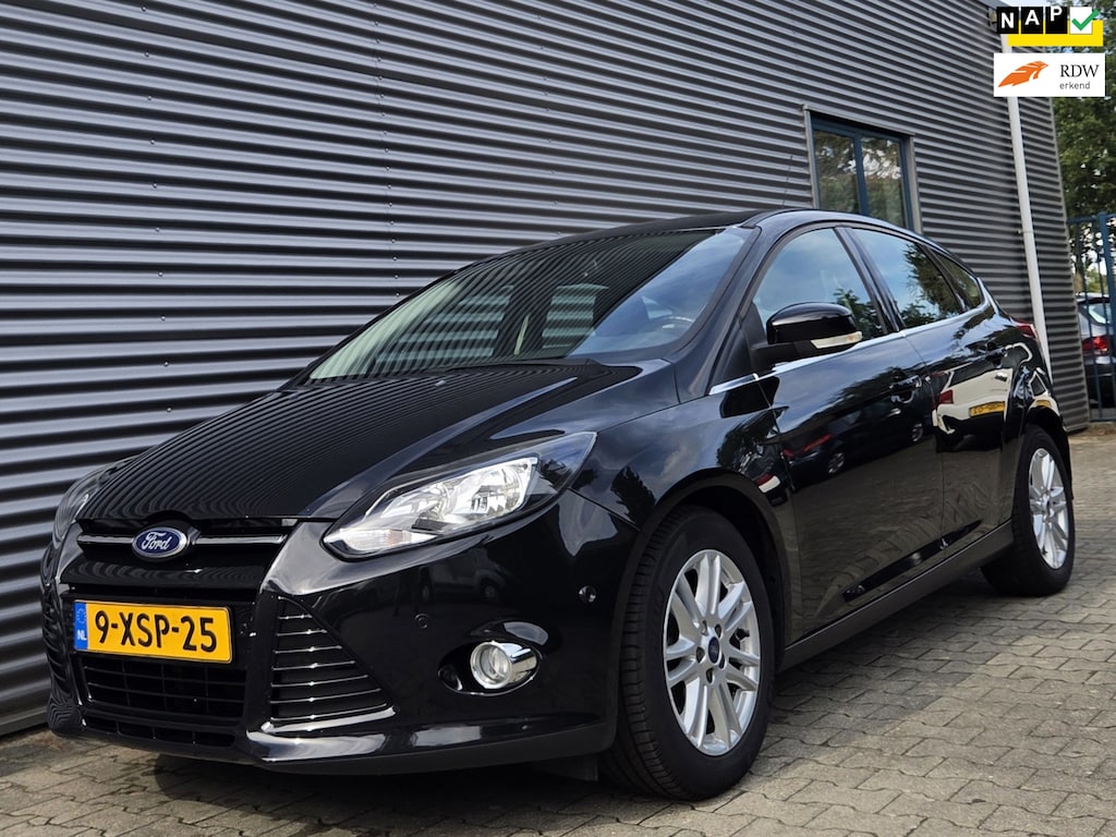 Ford Focus 1.0 EcoBoost Edition Plus 10-2014 Pantherblack Metallic