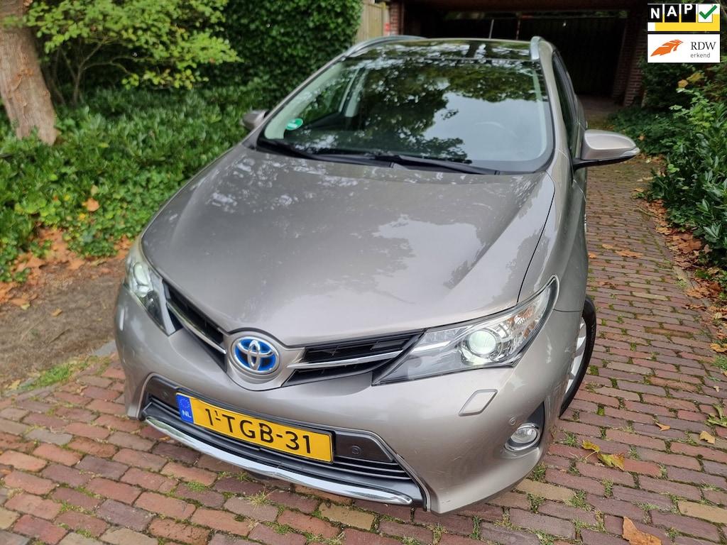 Toyota Auris Touring Sports 1.8 Hybrid Lease+ Pano/Xenon/Navi