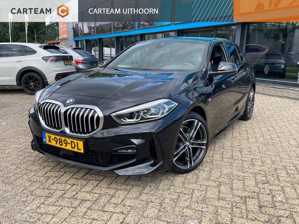 BMW 1-Serie 118i Executive M-Sport Nieuw staat !! Dealer onderhouden !!
