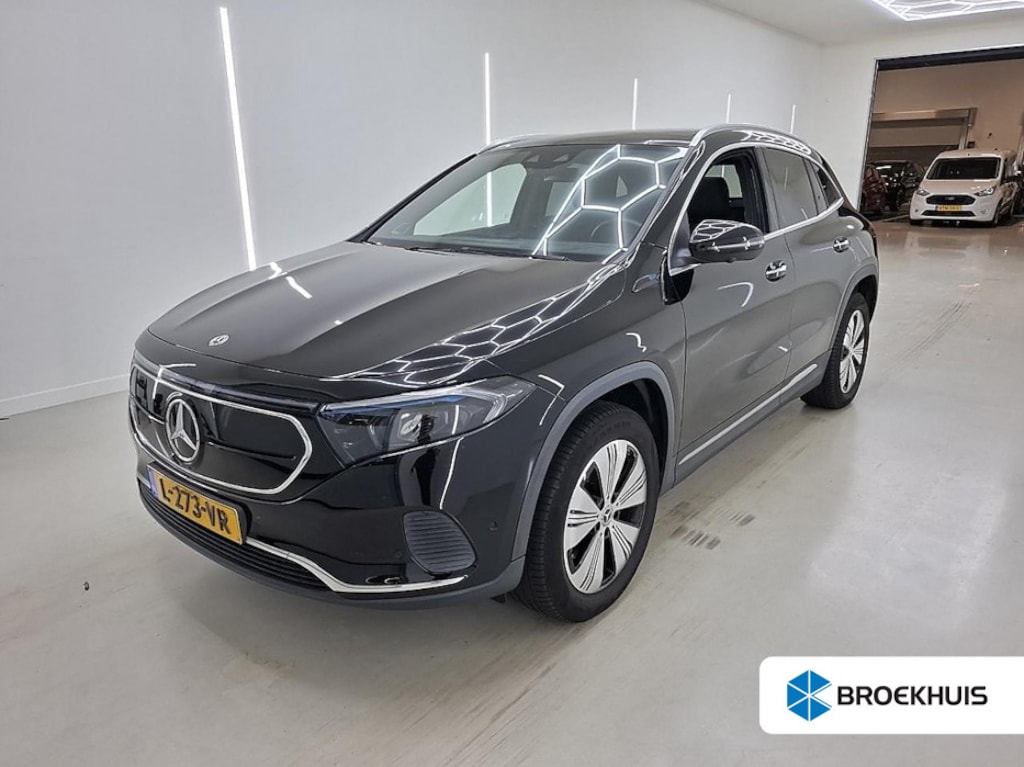 Mercedes-Benz EQA 250 Business Solution Luxury 67 kWh | Panoramadak | Stoelverwarming | Memory | Leder | Navi | Apple Carplay/Android Auto | Achteruitrijcamera | Apple Carplay/Android Auto|telefoonintegratie premium | Cruise control
