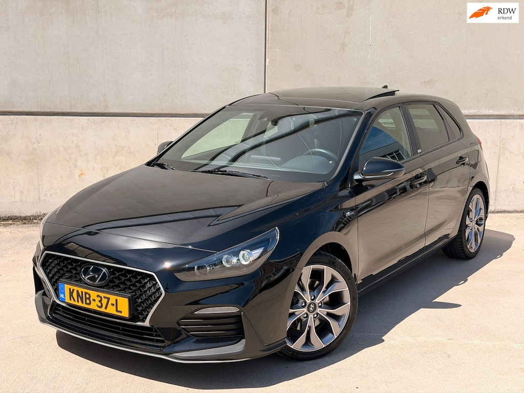 Hyundai i30 1.4 T-GDI N Line Pano Camera CarPlay 18'' LED Keyless